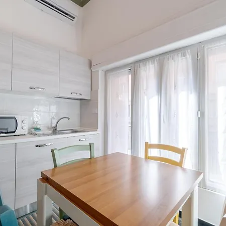 Quadrilatero Cozy Central Flat דירה ג'נובה